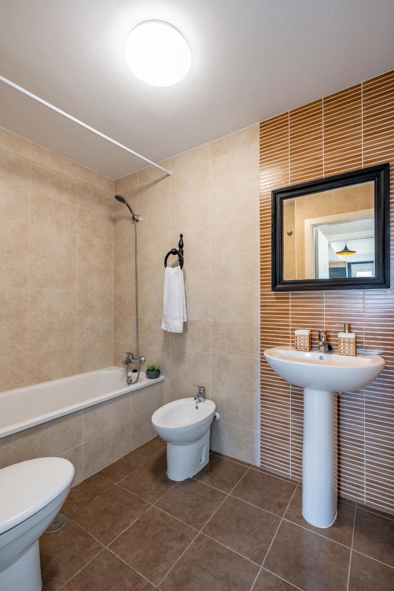 Bonito Apartamento En La Playa Con Piscina Torrenueva  Luaran gambar